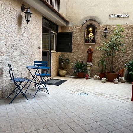 Apartamento Sciabbacco House Nápoles Exterior foto